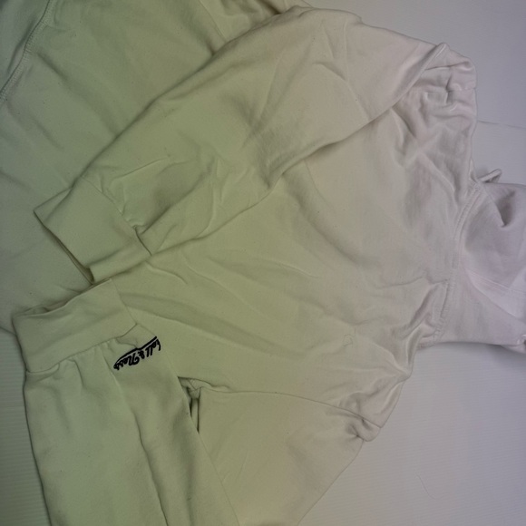 T247- Mitchell & Ness Raptors Hoodie - White and Red - Picture 8 of 10